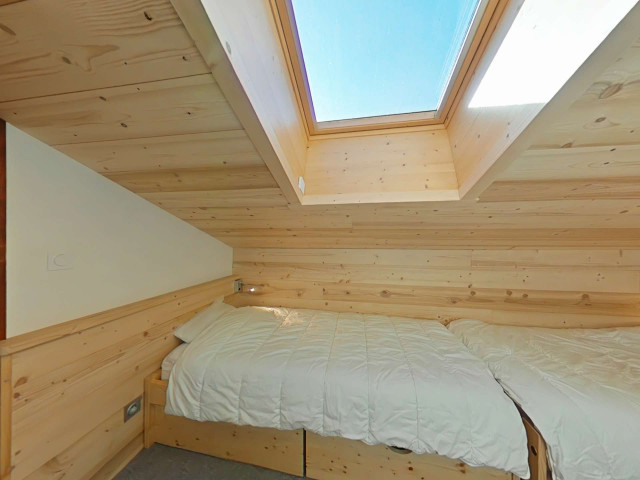 _clients_227445002_photos_10011s_5280943