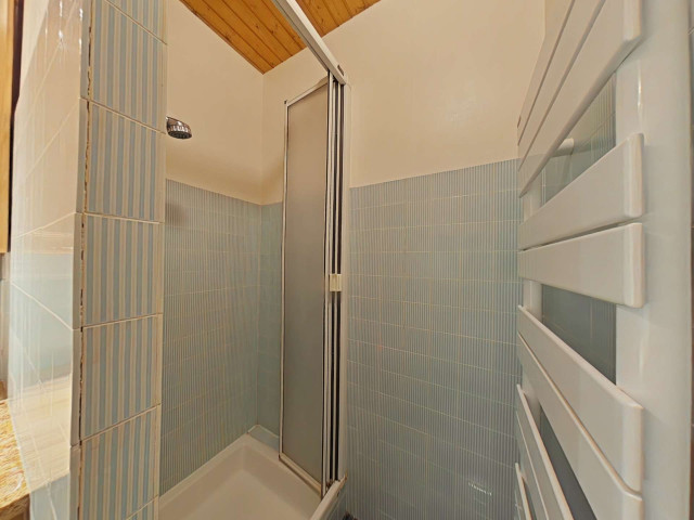 _clients_227445002_photos_10011u_4910045