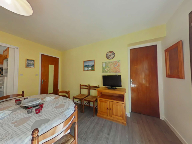 _clients_227445002_photos_10024b_4845127 _clients_227445002_photos_10024b_4845127