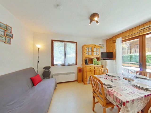 _clients_227445002_photos_12015a_4915035