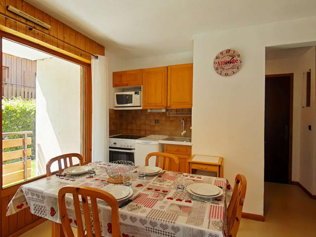 _clients_227445002_photos_12015f_5329808