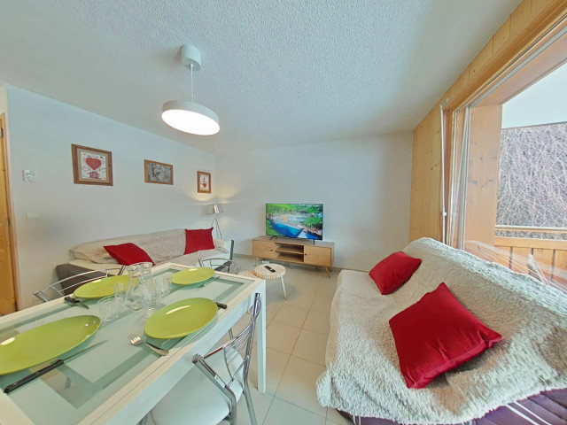 _clients_227445002_photos_26696a_5375566