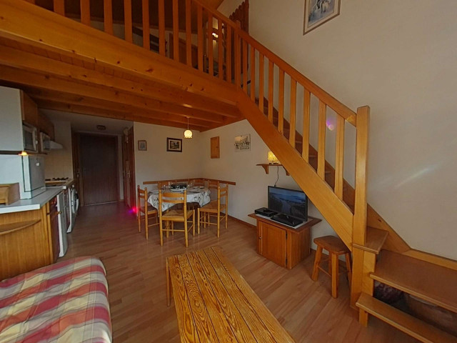 _clients_227445002_photos_9878c_5335002