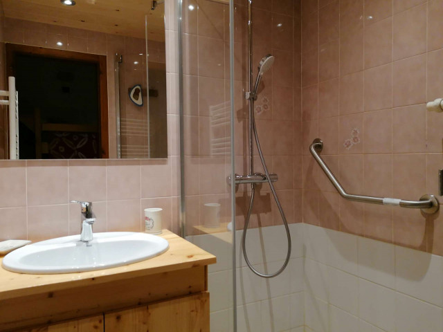 _clients_227445002_photos_9879k_5325985