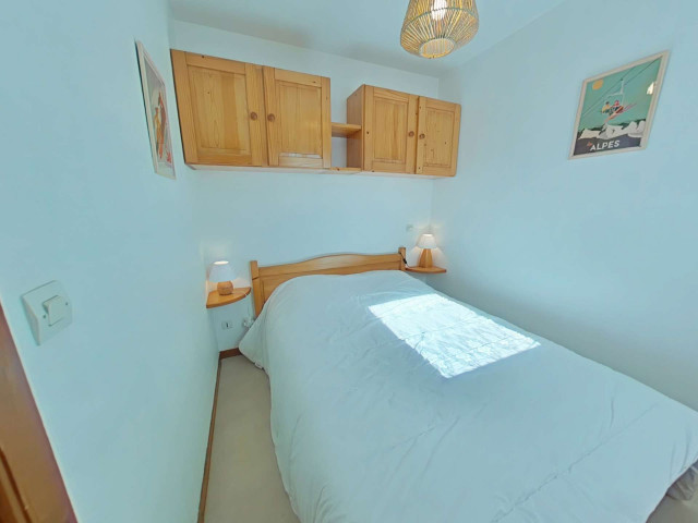 _clients_227445002_photos_9902h_4721026