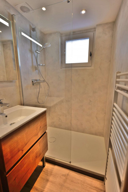 _clients_227445005_photos_17y_4916892