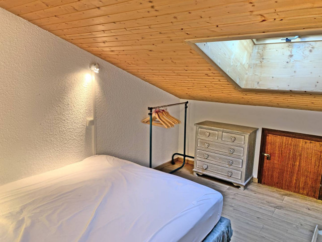 _clients_227445005_photos_215au_4882457