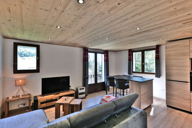 _clients_227445005_photos_232a_5377806