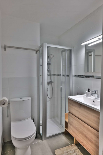 _clients_227445005_photos_238j_4882695