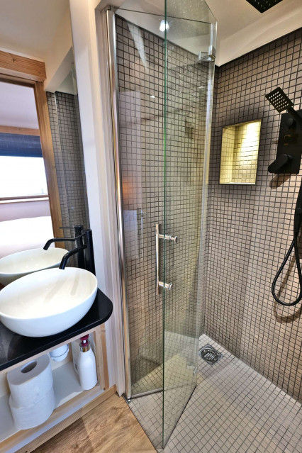_clients_227445005_photos_87l_5930781