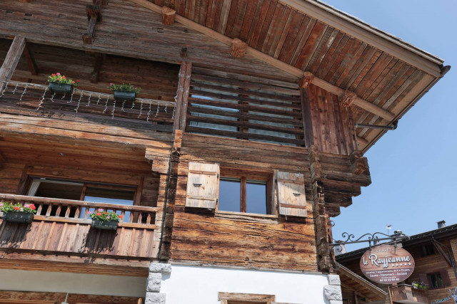 _clients_227445005_photos_92t_4918548