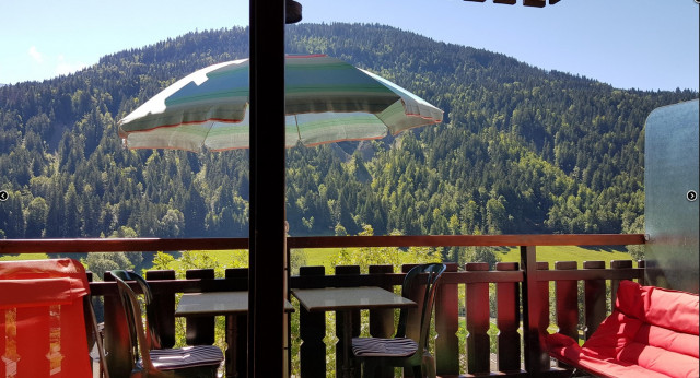 balcon-2309411 balcon-2309411