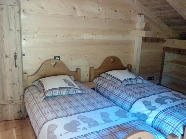 chambre chalet de mano 7 pieces 15 personnes au village grand bornand