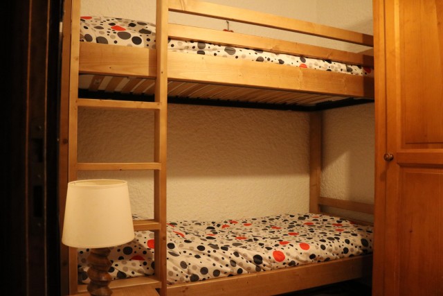 img-1201-321878 img-1201-321878