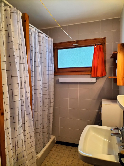 img20230128083403-2981486