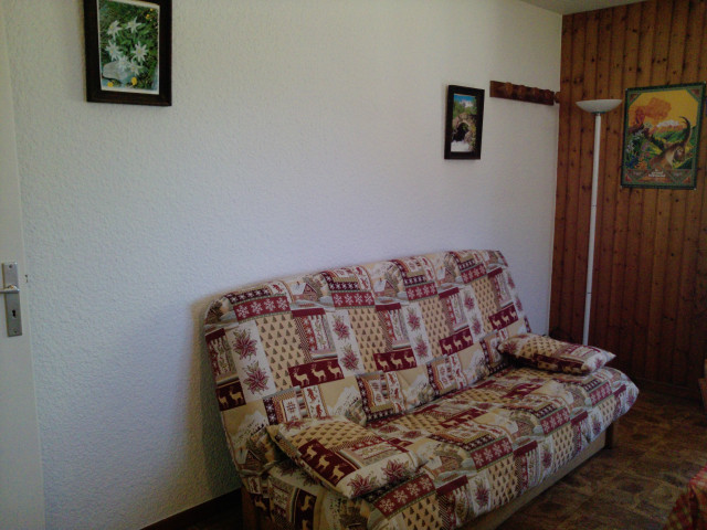 p1028-05-05-14-4261318