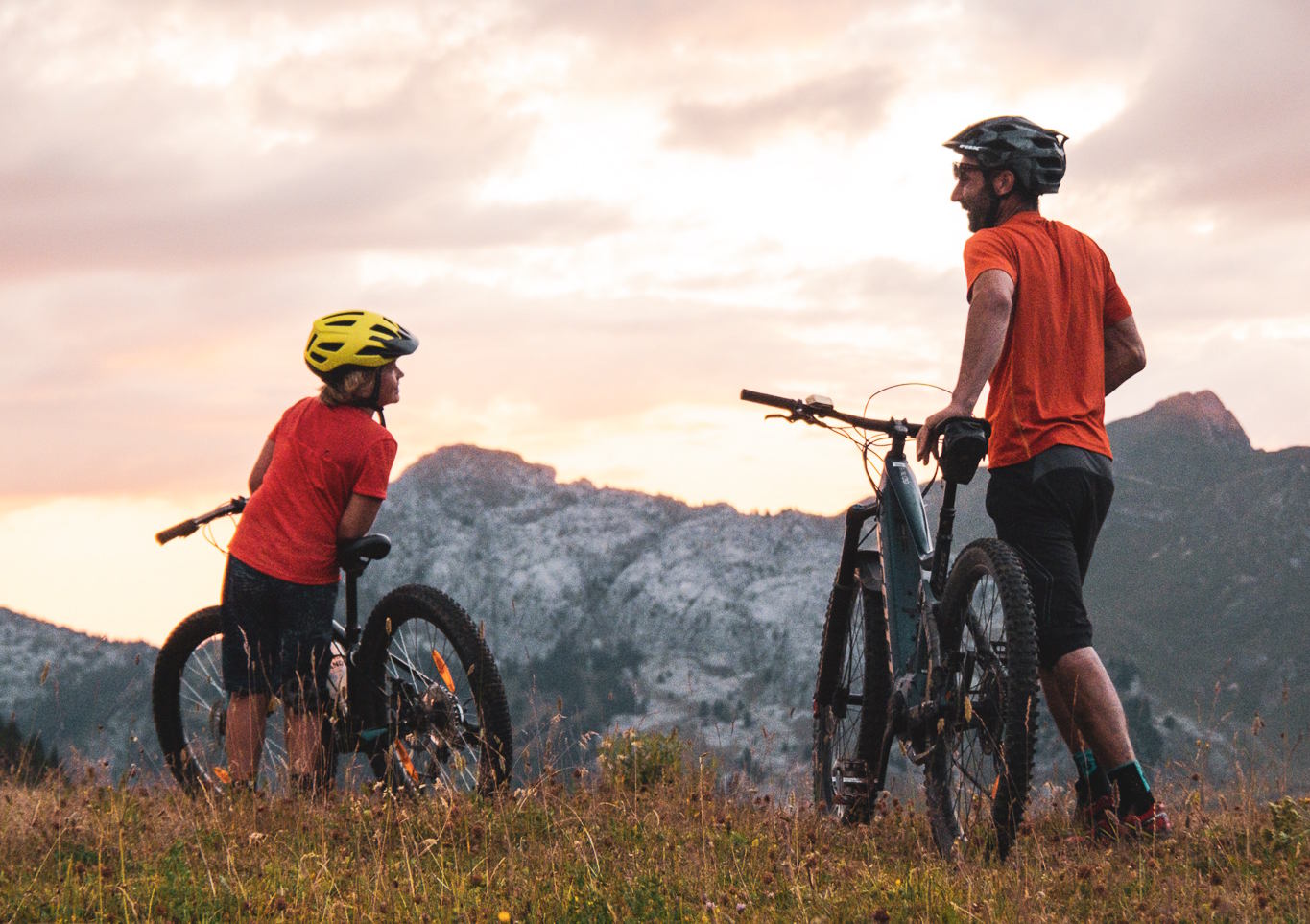 vtt-famille-p-guilbaud-le-grand-bornand-tourisme-67-3678742 - © P.Guilbeau