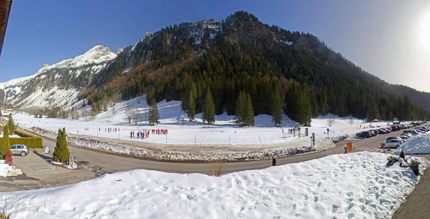 Webcam Le Grand-Bornand - Auberge Nordique Lormay - 1200 m
